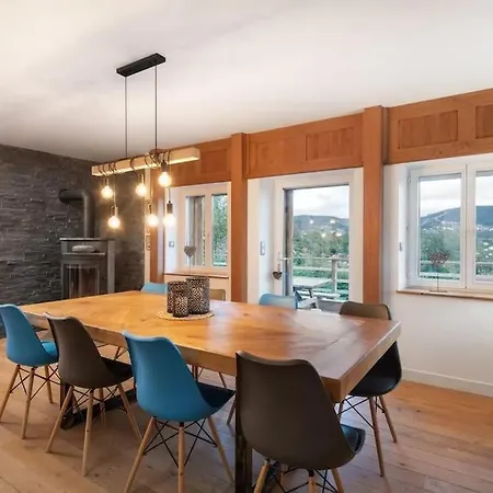 Casa de Férias La Chaume Des Xettes / 10-14 Pers - Vue *